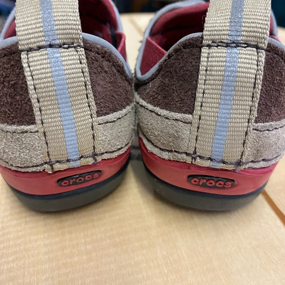 Crocs Kids Brown Red Suede Slip On Shoes Toddler Size 4‎